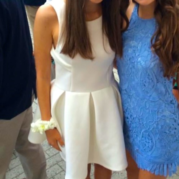 Lavish Alice ivory skater dress - Picture 2 of 2